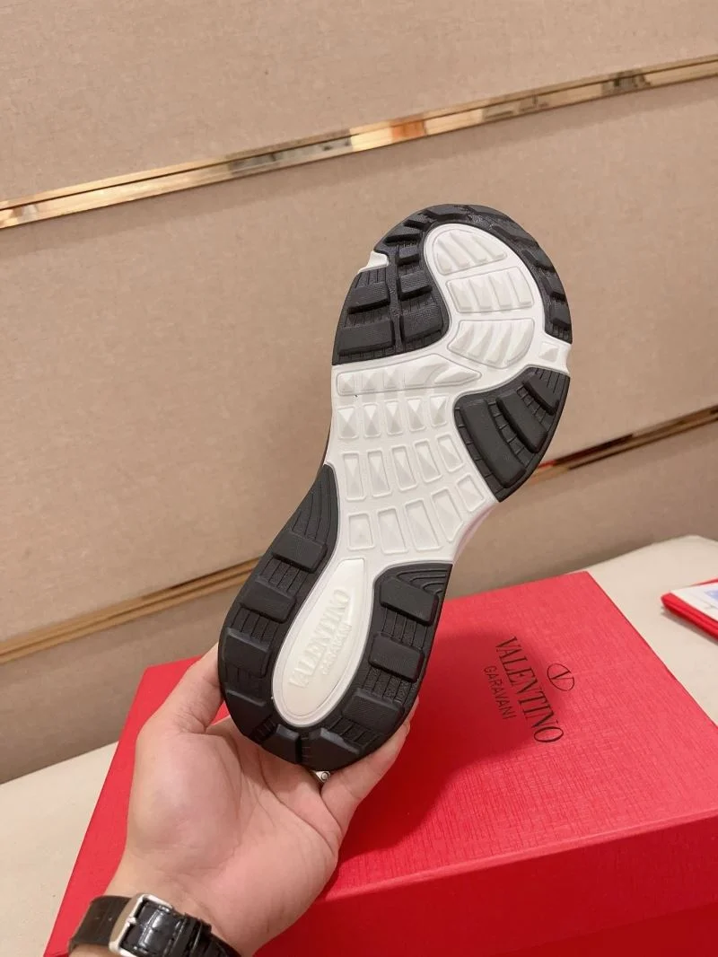 ZipUp Valentino Rockrunner Shoes 36864