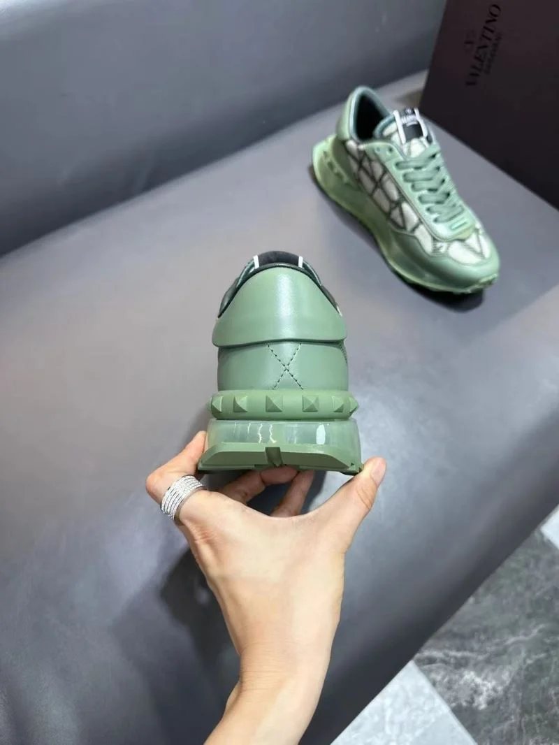 MultiPurpose Valentino Rockrunner Shoes 36867