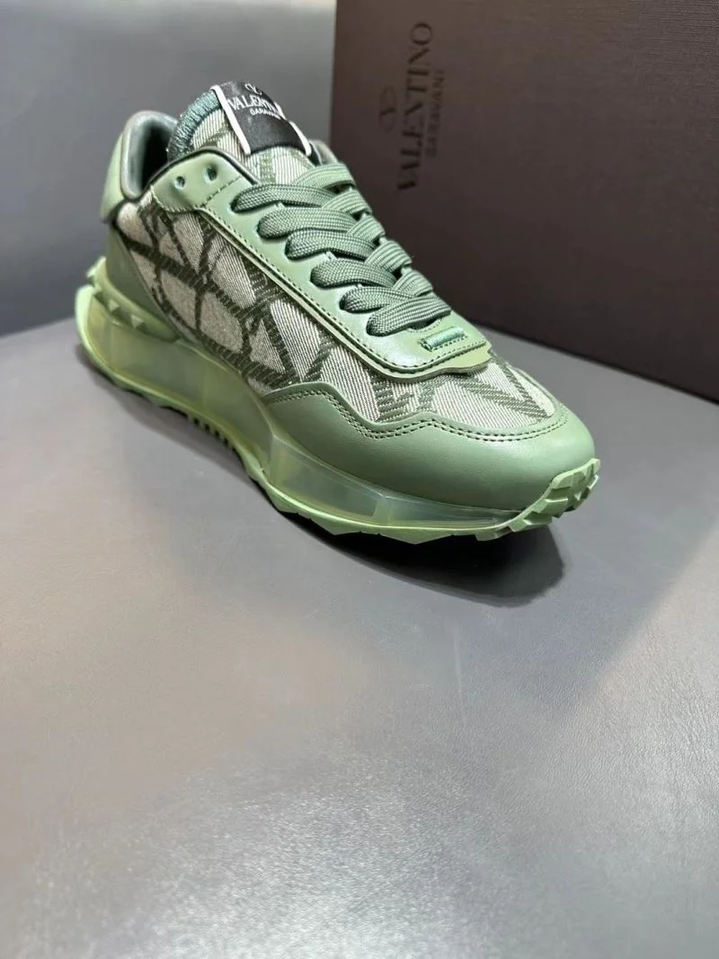 MultiPurpose Valentino Rockrunner Shoes 36867