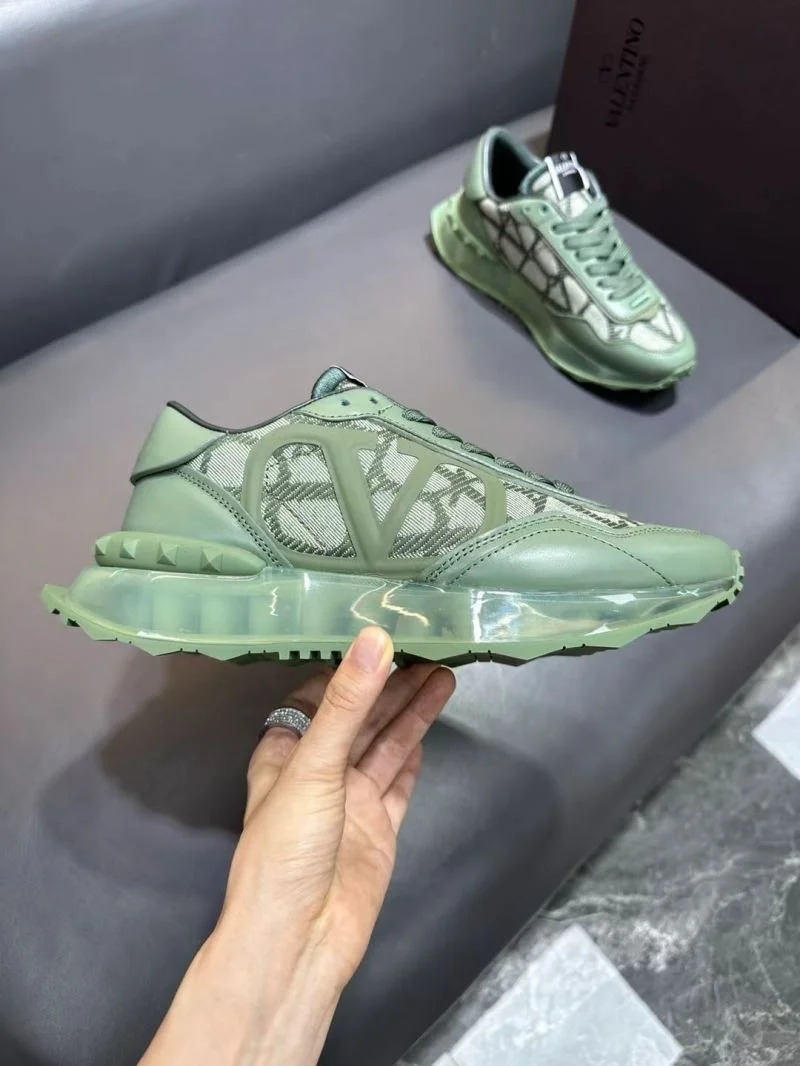 MultiPurpose Valentino Rockrunner Shoes 36867