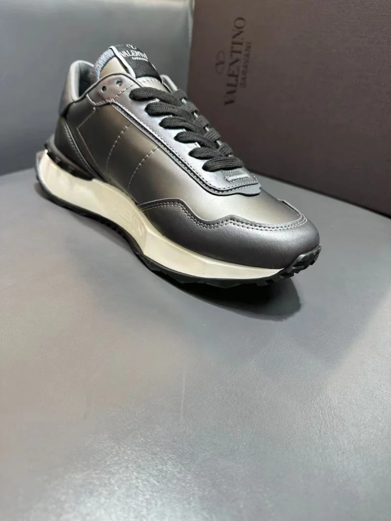 Valentino Rockrunner Shoes Trendy 36859