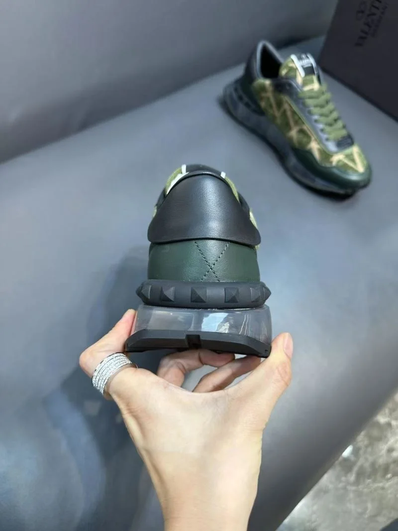 Valentino Rockrunner Shoes Popular 36854