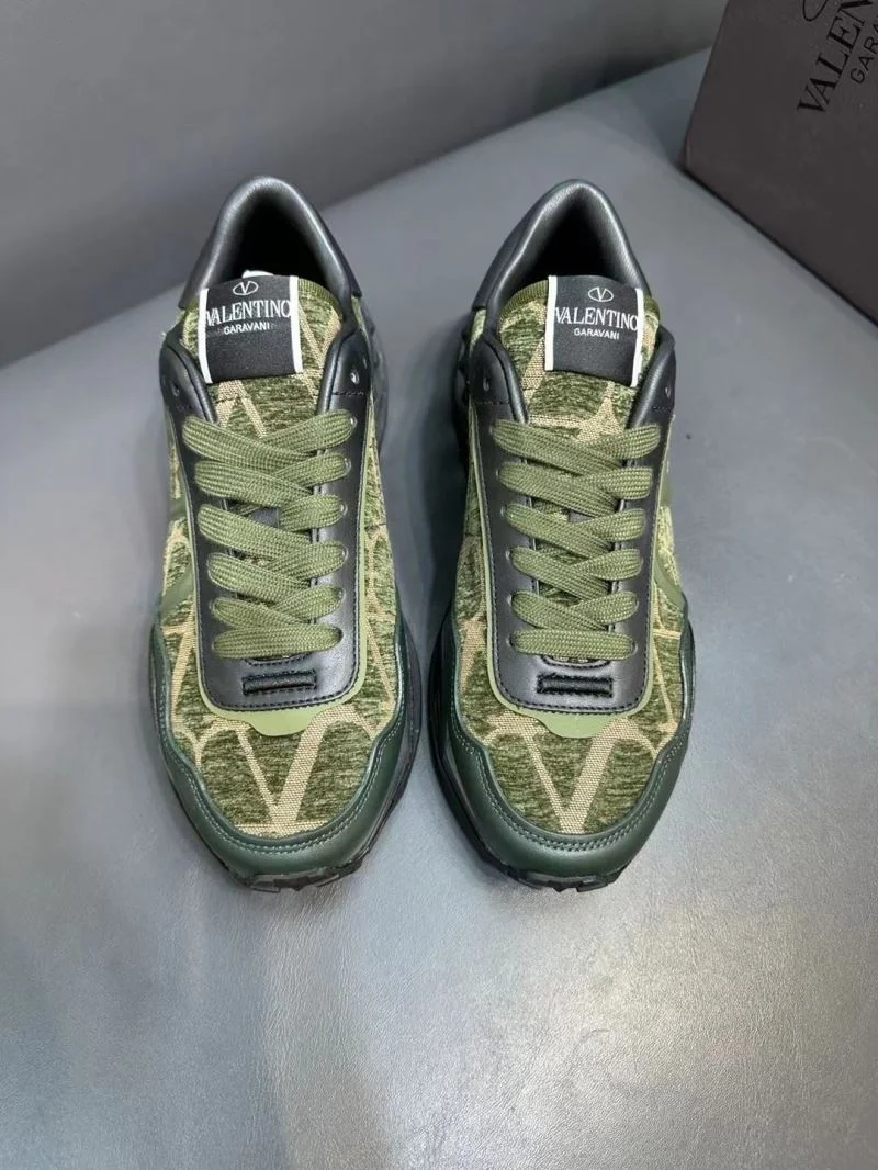 Valentino Rockrunner Shoes Popular 36854