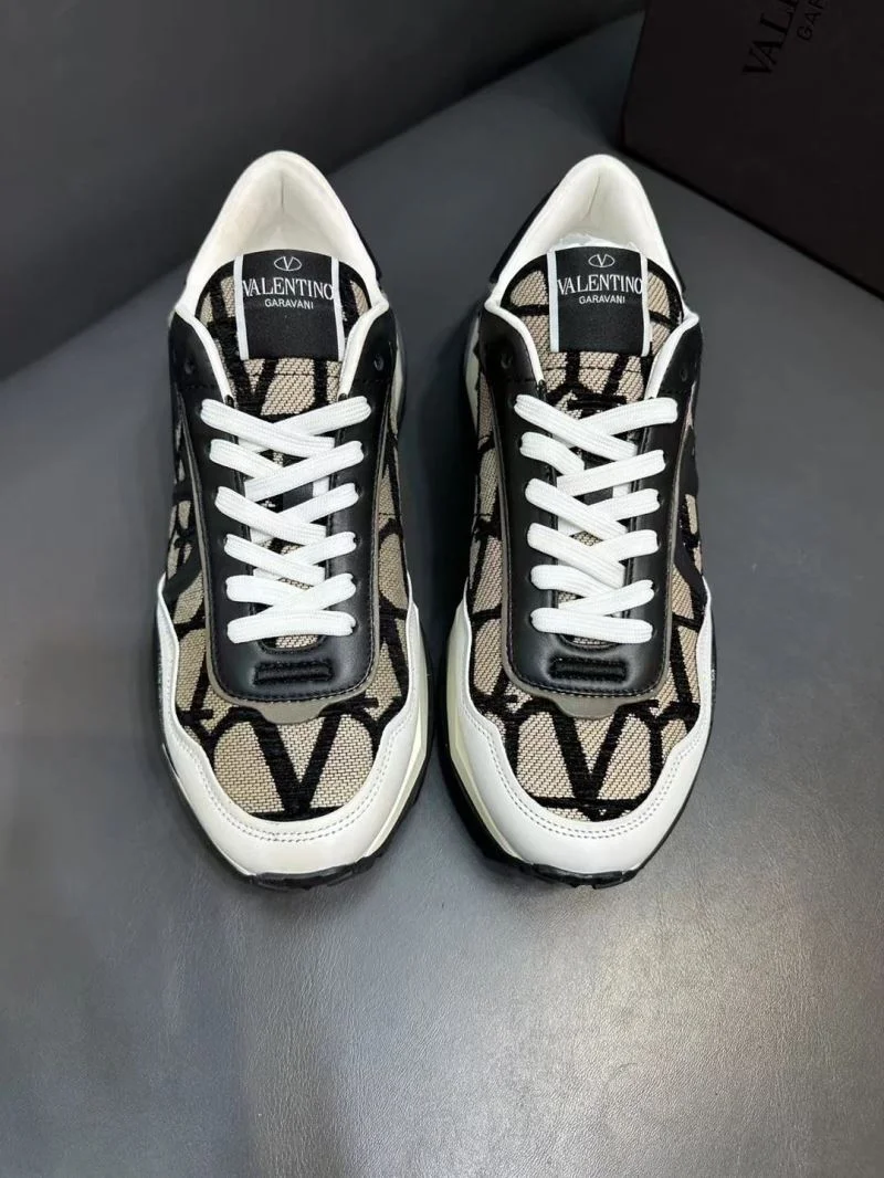 DailyWear Valentino Rockrunner Shoes 36845