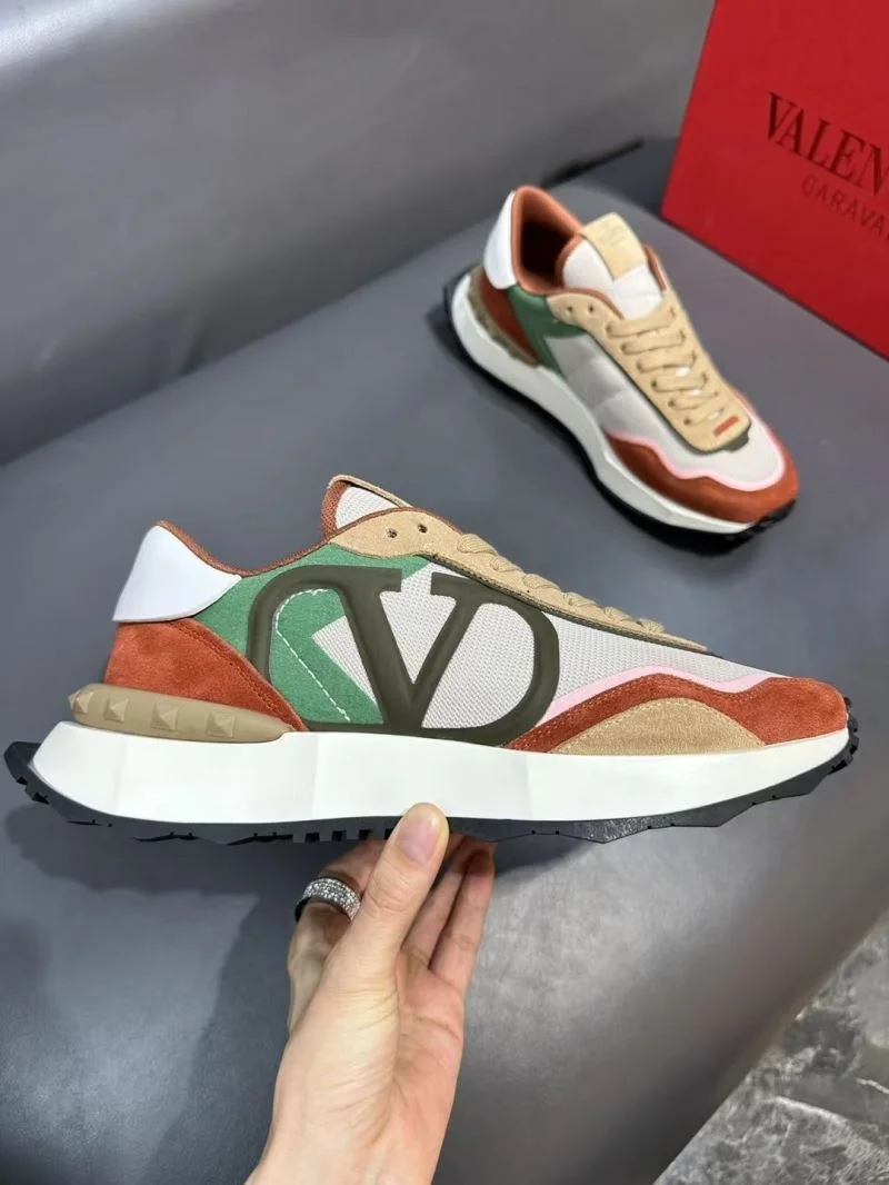 Resilient Valentino Rockrunner Shoes 36844