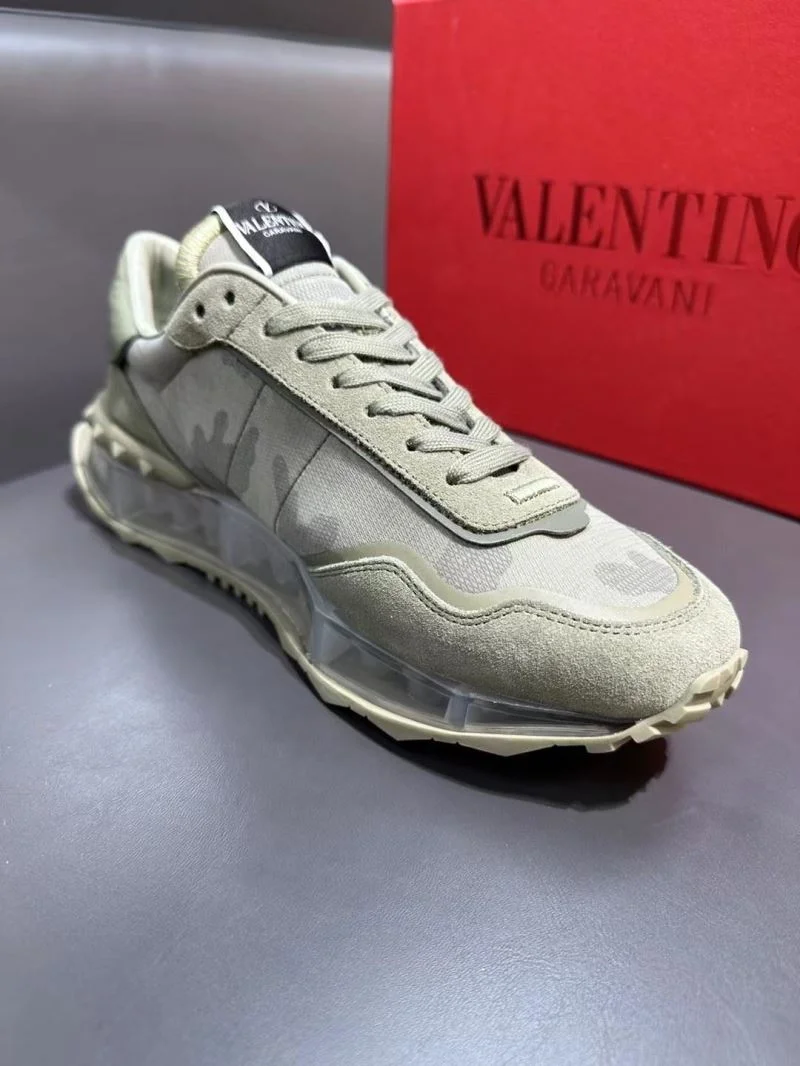Efficient Valentino Rockrunner Shoes 36833