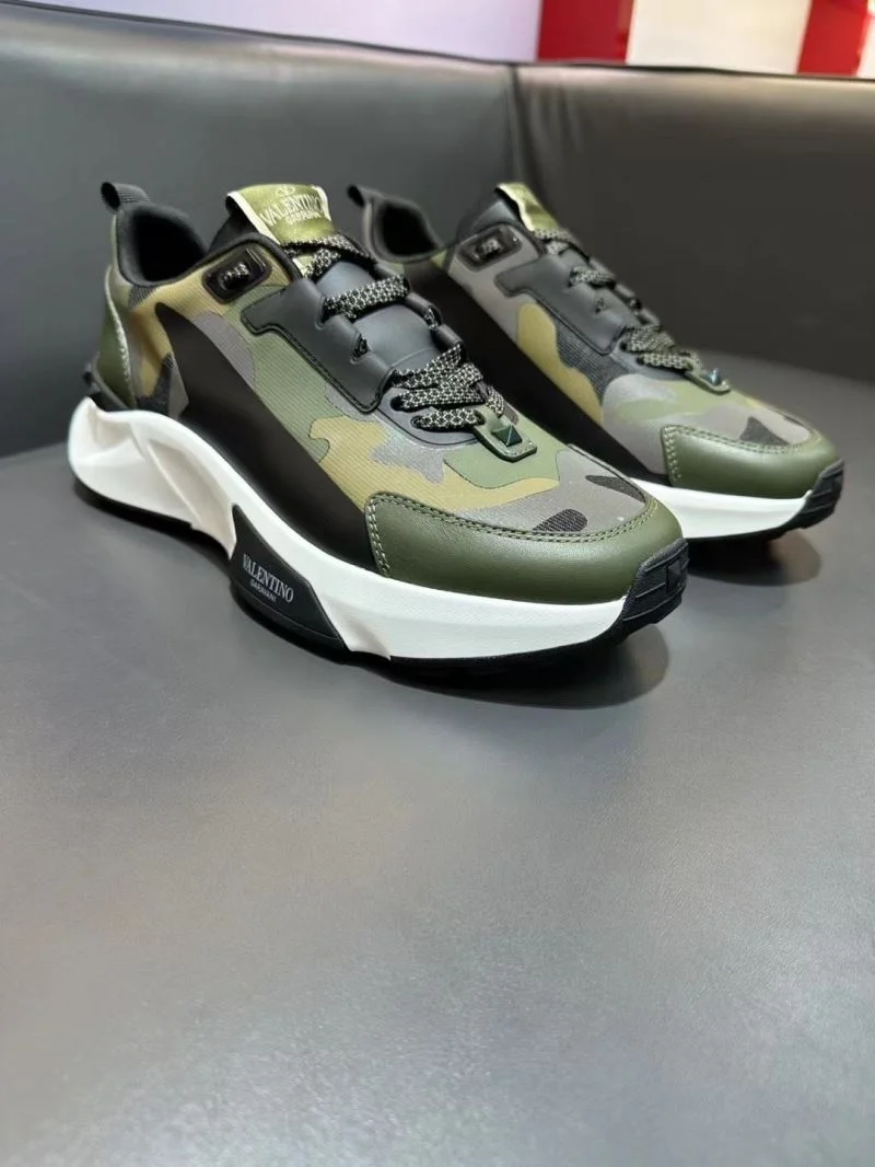 HighPerformance Valentino Rockrunner Shoes 36824