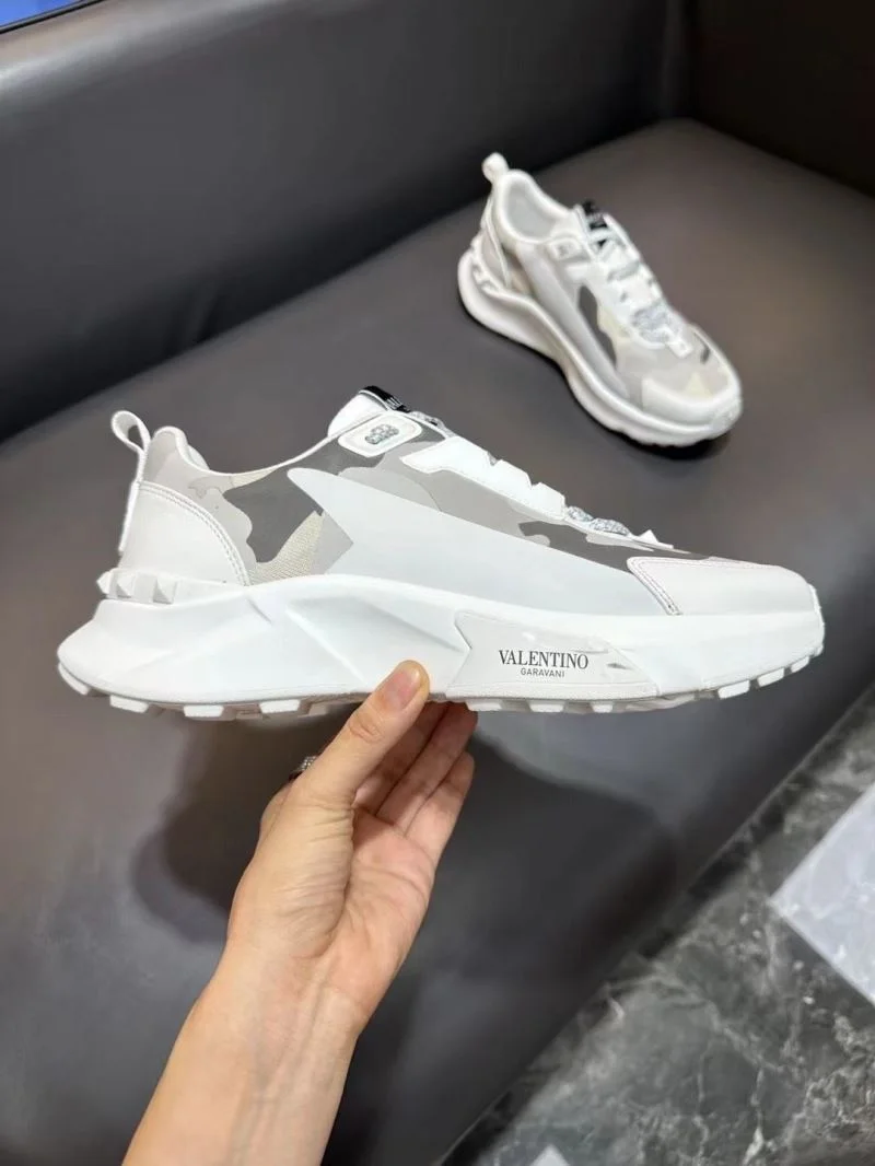 Valentino Rockrunner Shoes Stretchable 36823