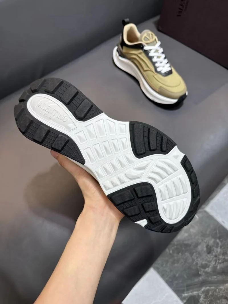 Valentino Rockrunner Shoes Comfortable 36820