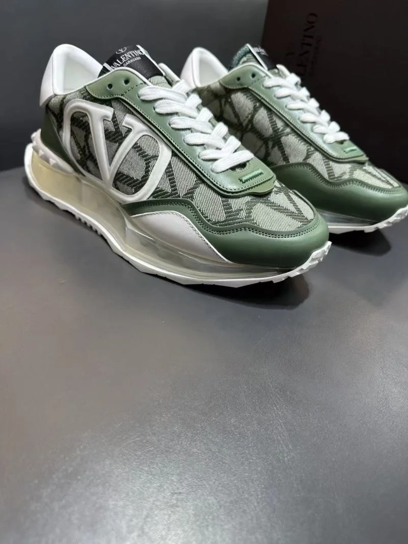 Comfortable Valentino Rockrunner Shoes 36825