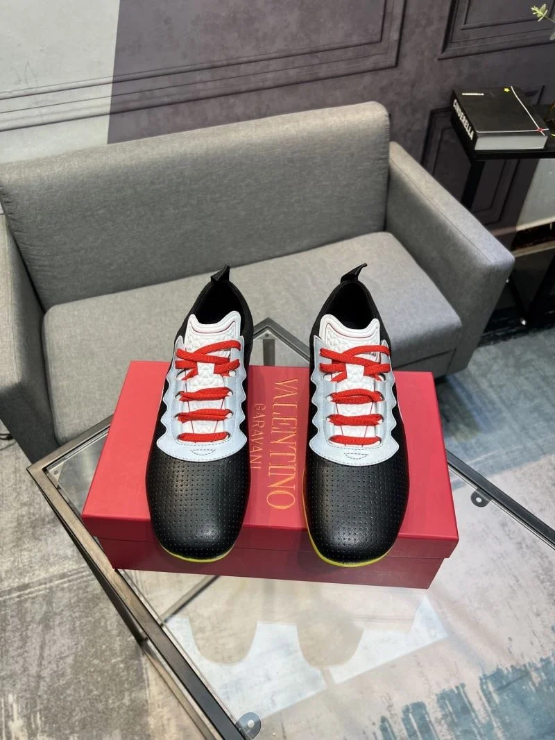 Valentino Rockrunner Shoes AllSeason 36812