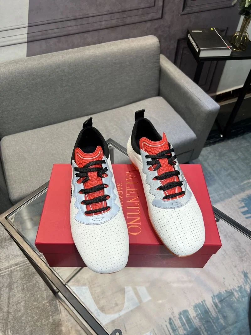 WellDesigned Valentino Rockrunner Shoes 36840