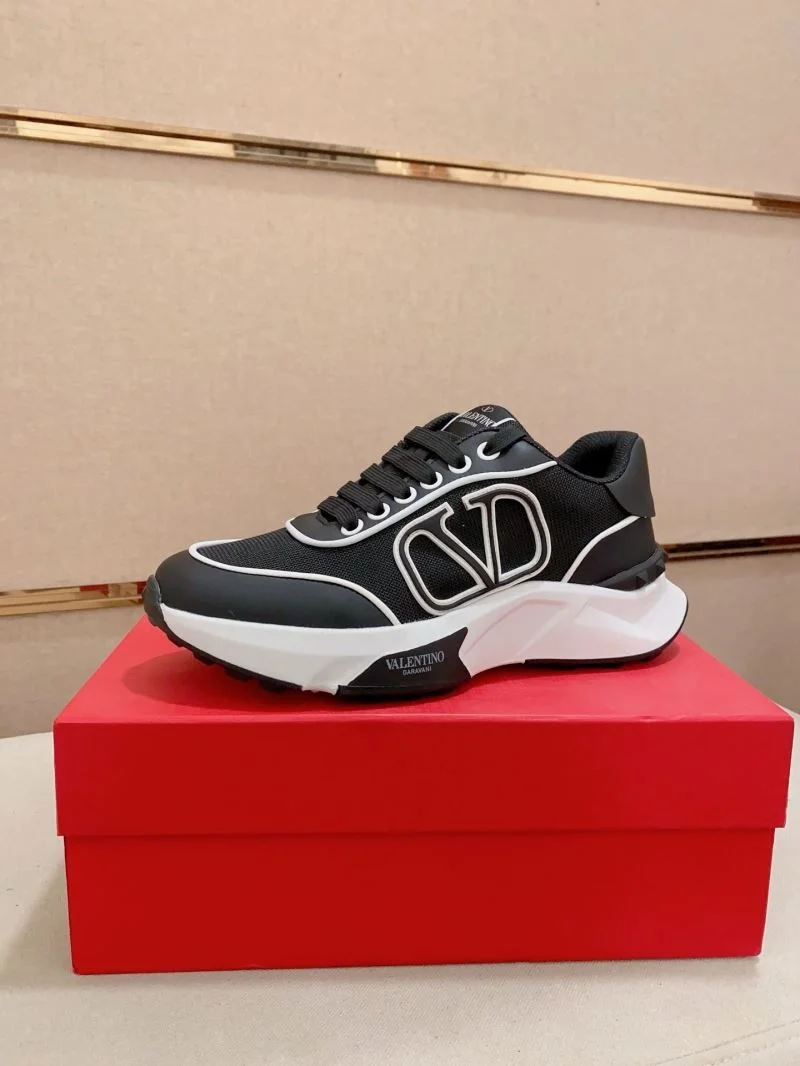 Lightweight Valentino Rockrunner Shoes 36829