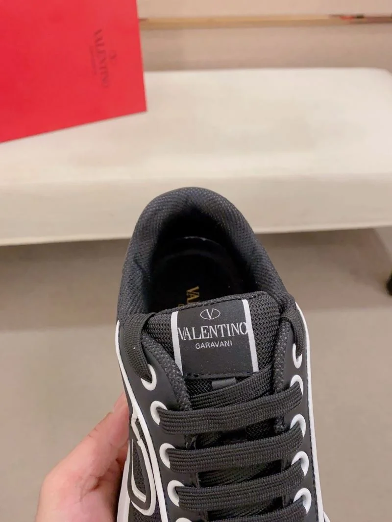 Lightweight Valentino Rockrunner Shoes 36829