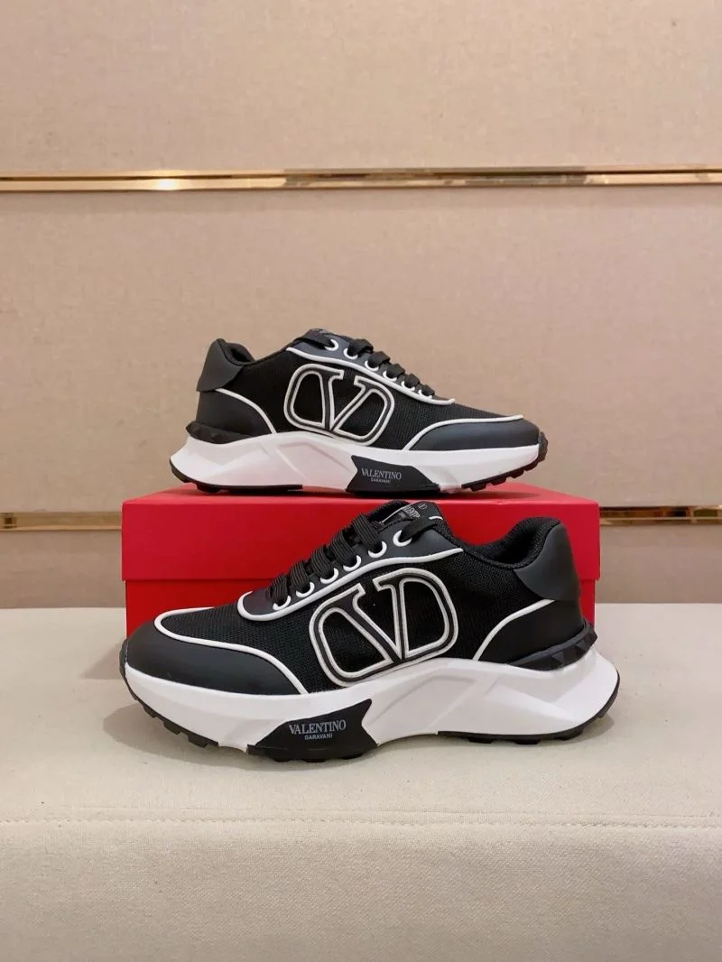 Lightweight Valentino Rockrunner Shoes 36829