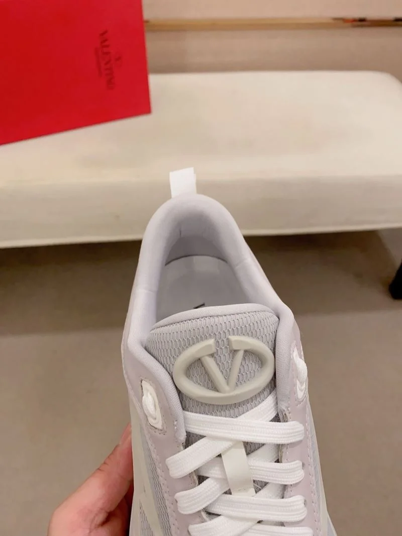 Snug Valentino Rockrunner Shoes 36810