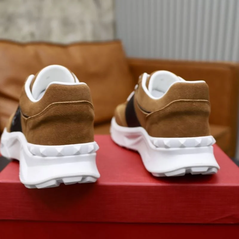 Valentino Rockrunner Shoes Durable 36842