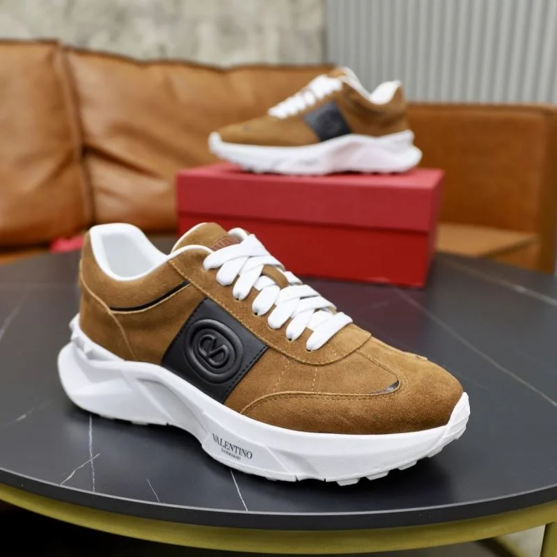 Valentino Rockrunner Shoes Durable 36842