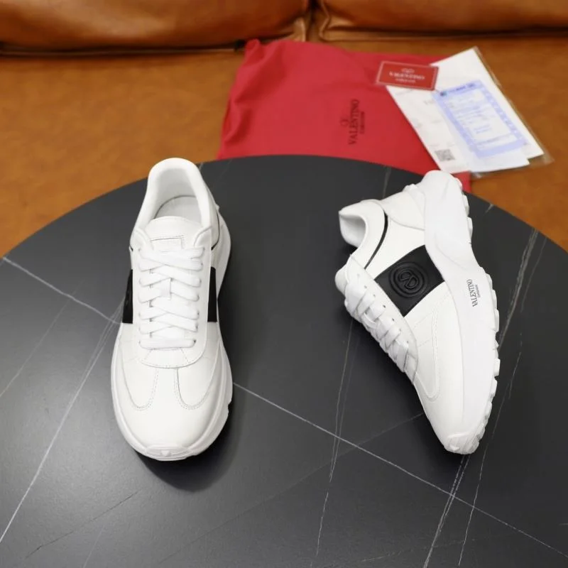 Valentino Rockrunner Shoes Breathable 36818