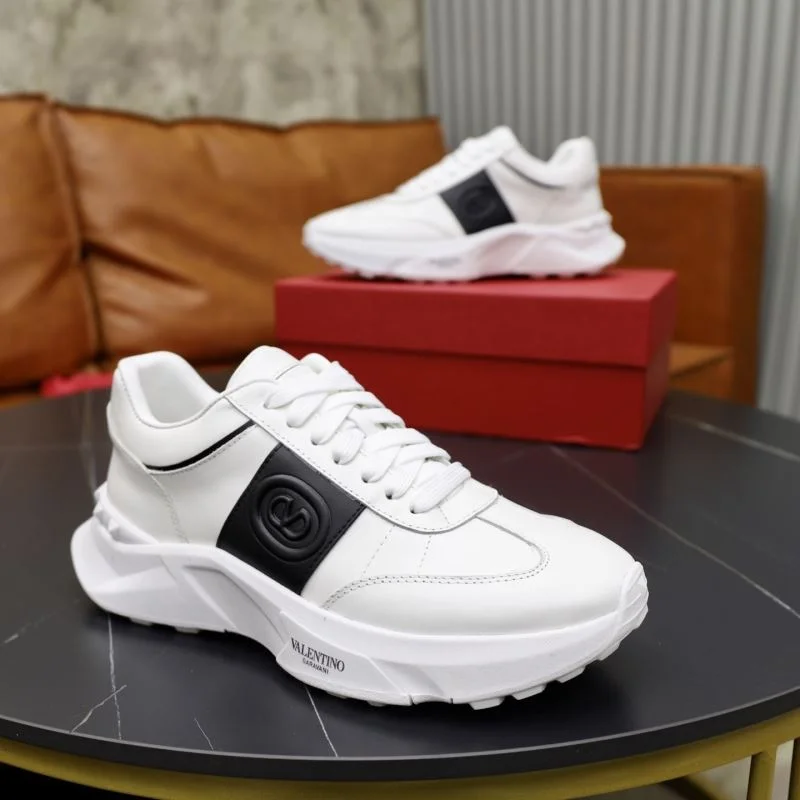 Valentino Rockrunner Shoes Breathable 36818