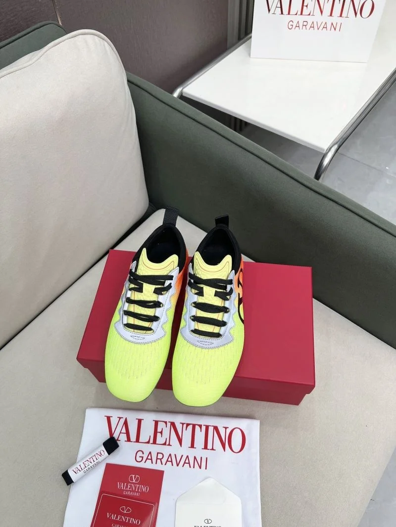 EyeCatching Valentino Rockrunner Shoes 36170
