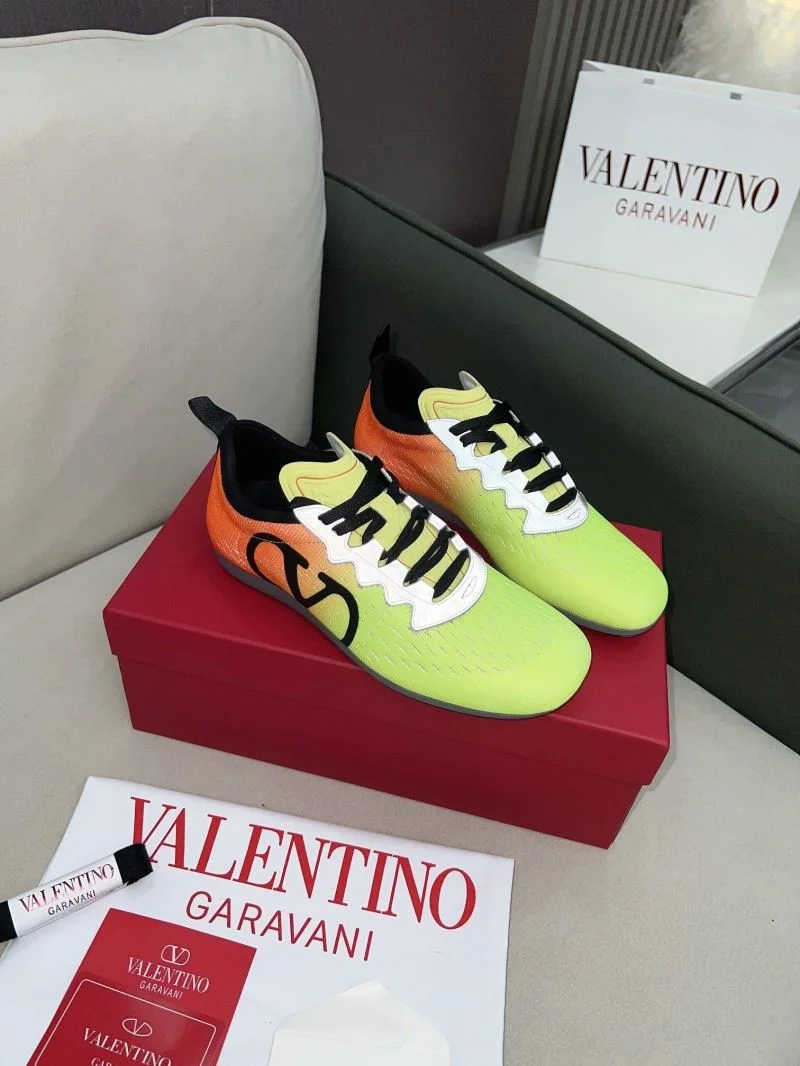 EyeCatching Valentino Rockrunner Shoes 36170