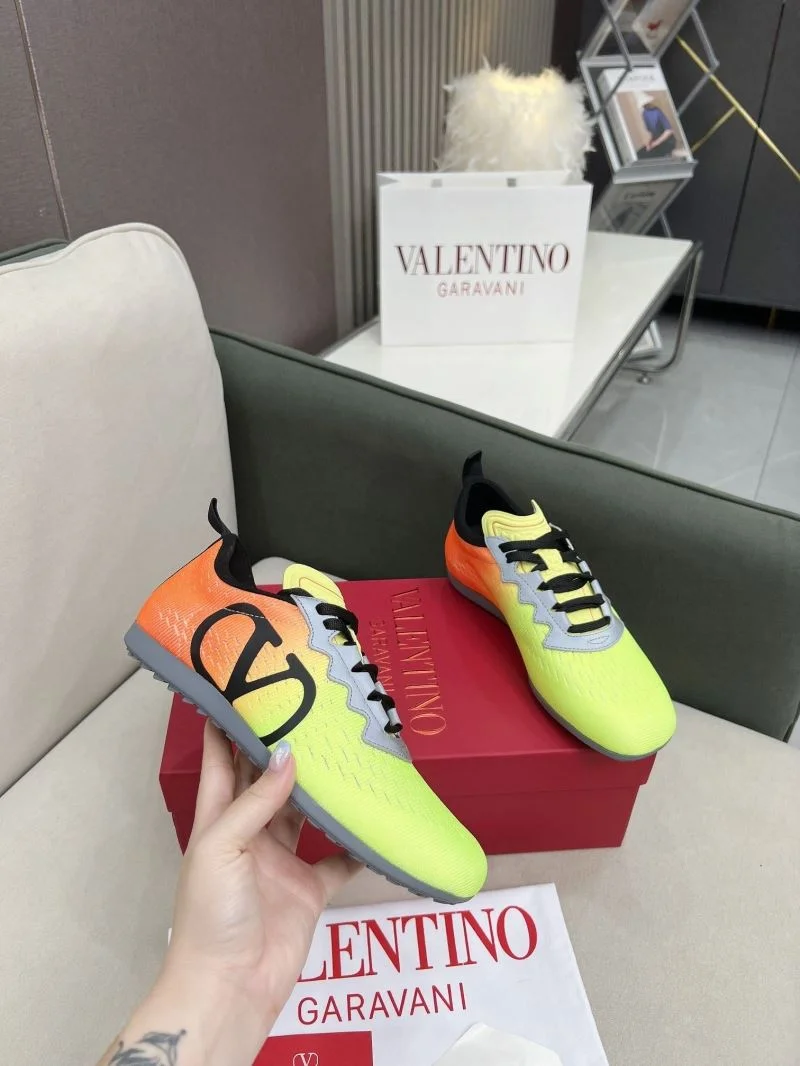 EyeCatching Valentino Rockrunner Shoes 36170