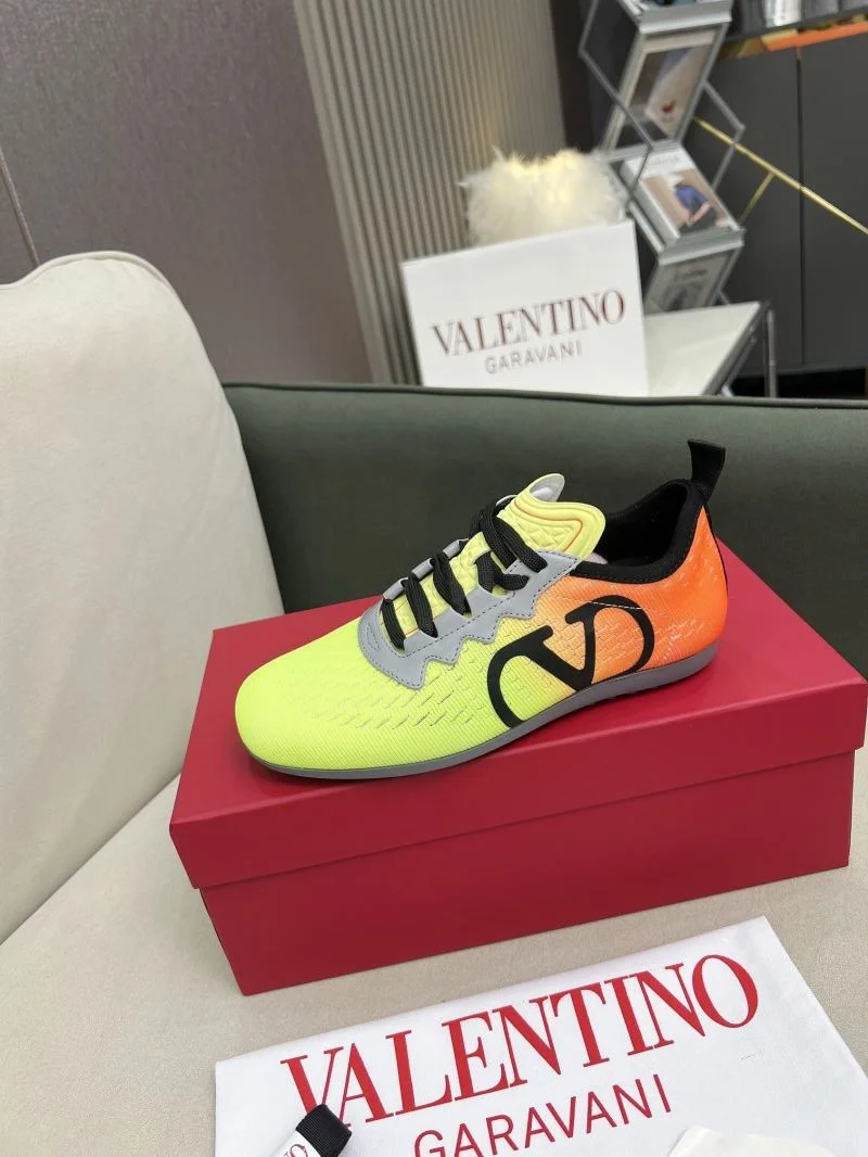 EyeCatching Valentino Rockrunner Shoes 36170