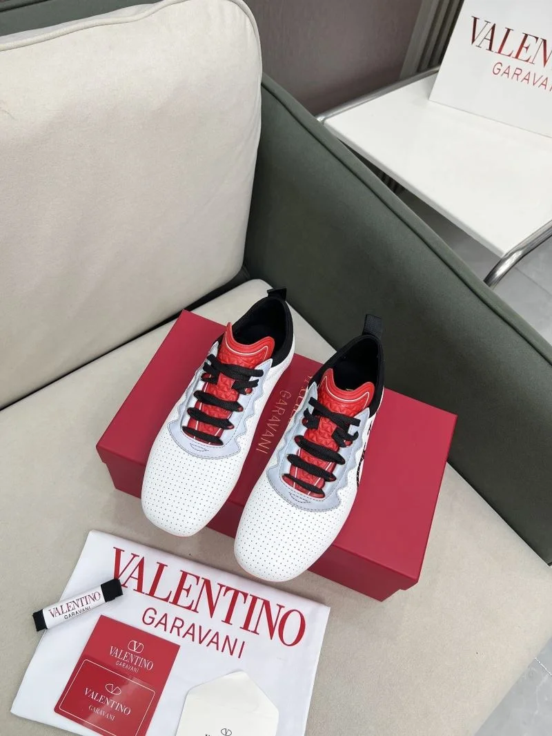 Valentino Rockrunner Shoes Versatile 36165