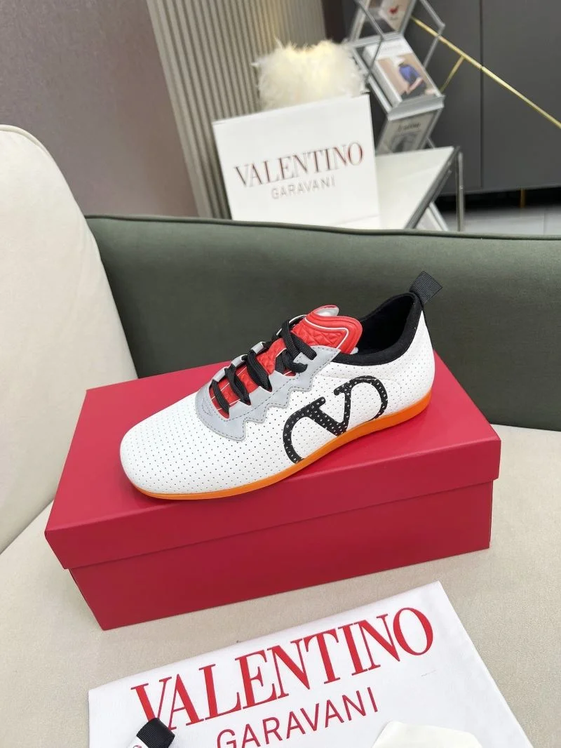 Valentino Rockrunner Shoes Versatile 36165