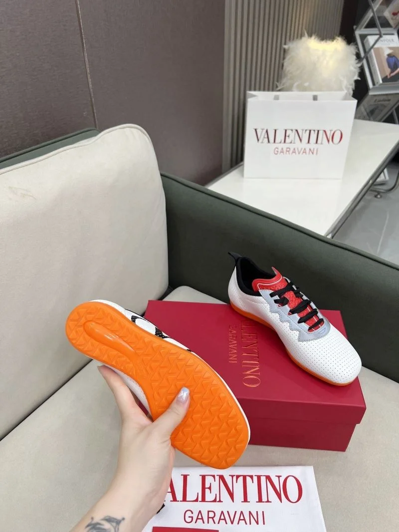 Valentino Rockrunner Shoes Versatile 36165