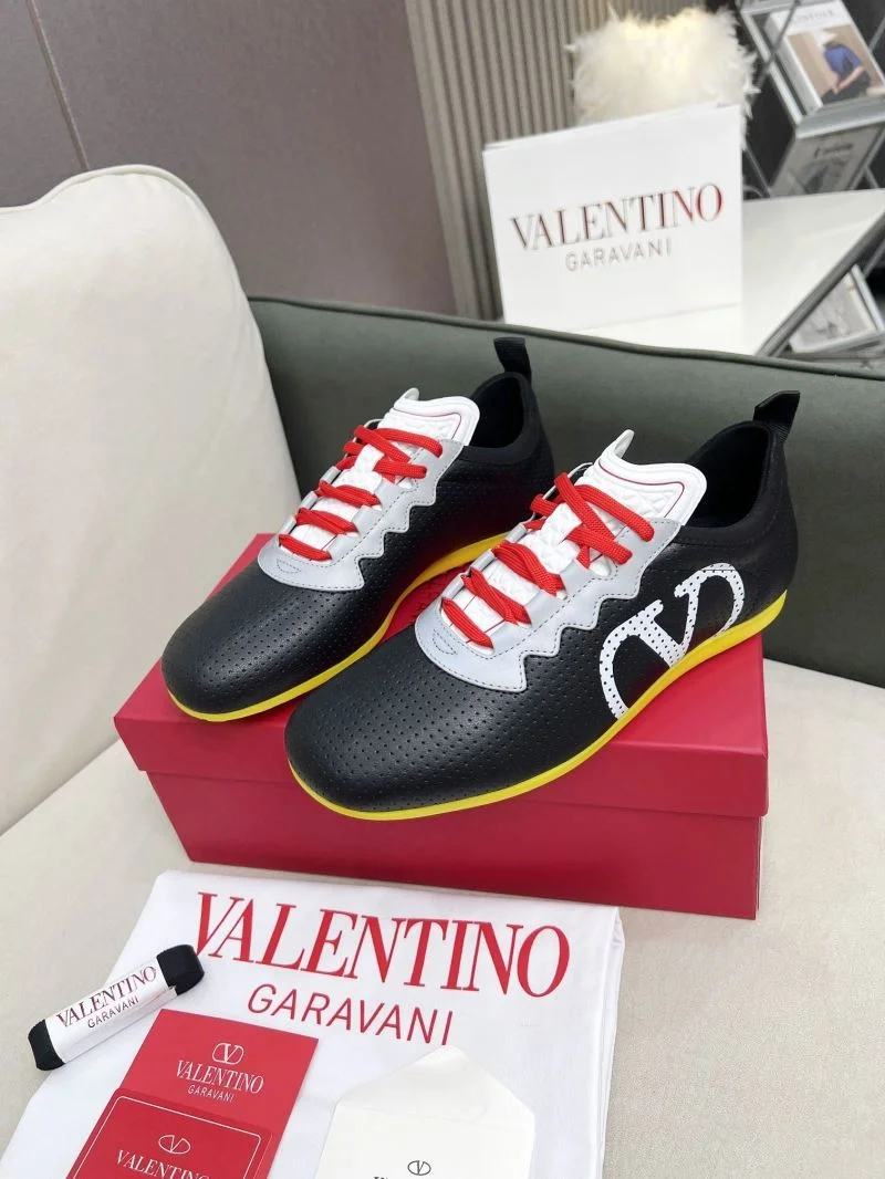 Valentino Rockrunner Shoes TravelReady 36171