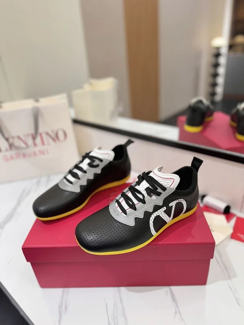 Lightweight Valentino Rockrunner Shoes 36156