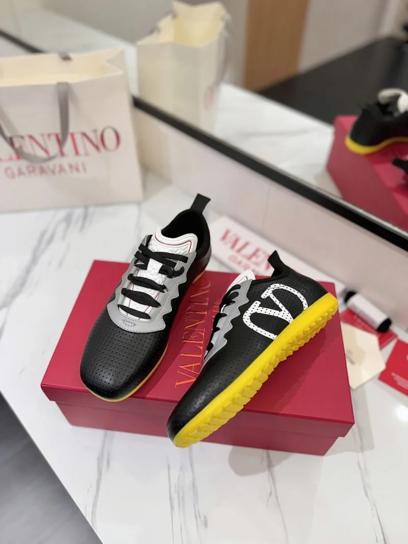 Lightweight Valentino Rockrunner Shoes 36156