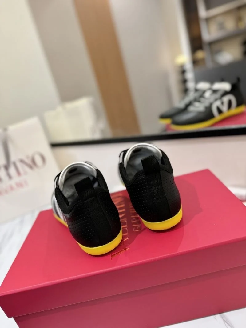 Lightweight Valentino Rockrunner Shoes 36156