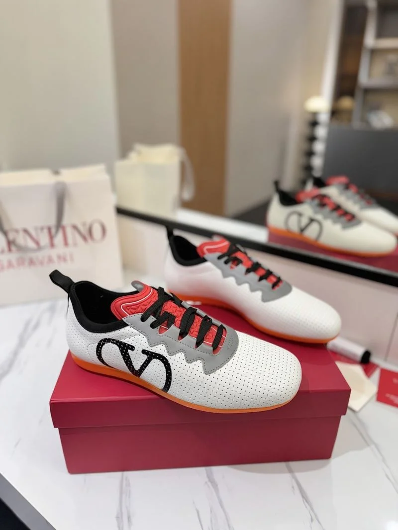 Sporty Valentino Rockrunner Shoes 36139