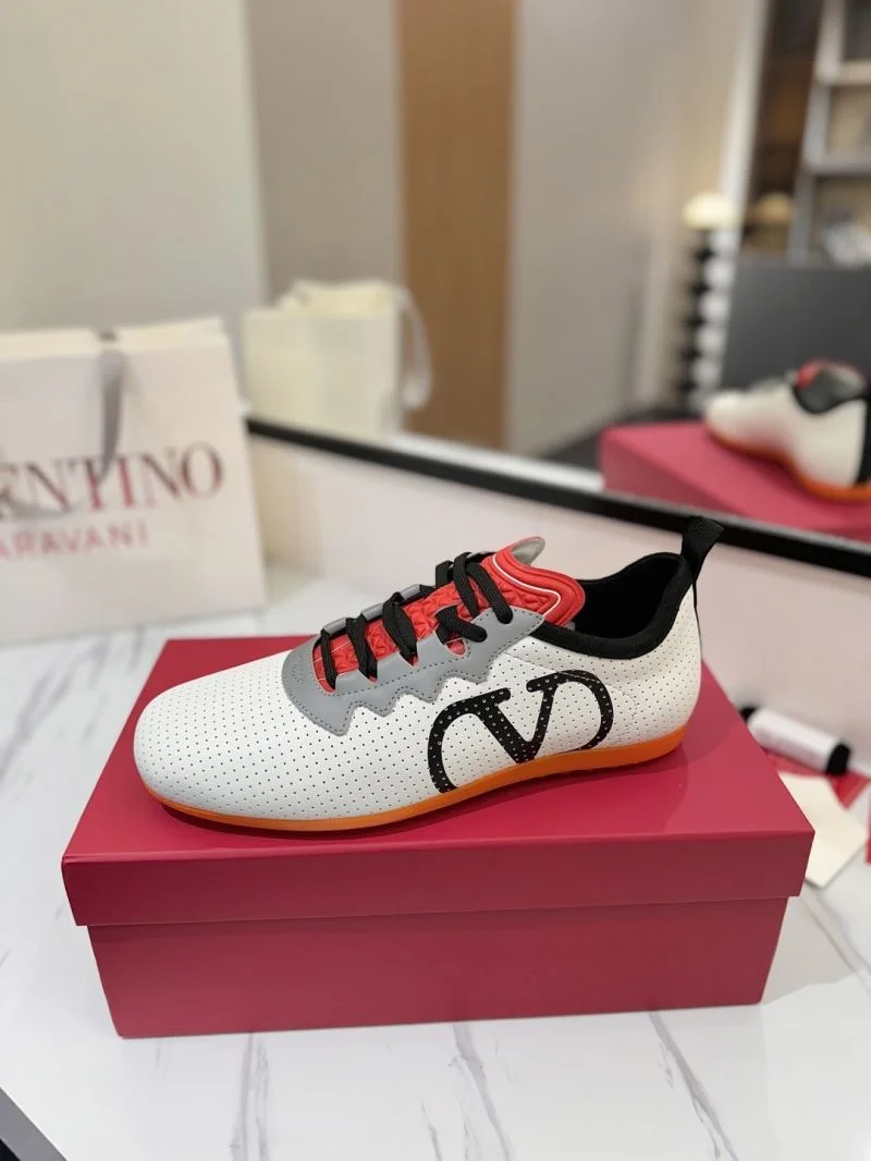 Sporty Valentino Rockrunner Shoes 36139