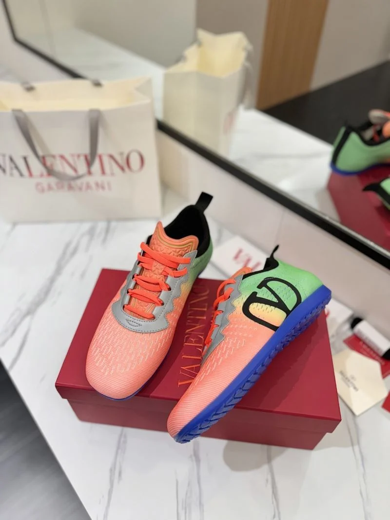 Versatile Valentino Rockrunner Shoes 36144