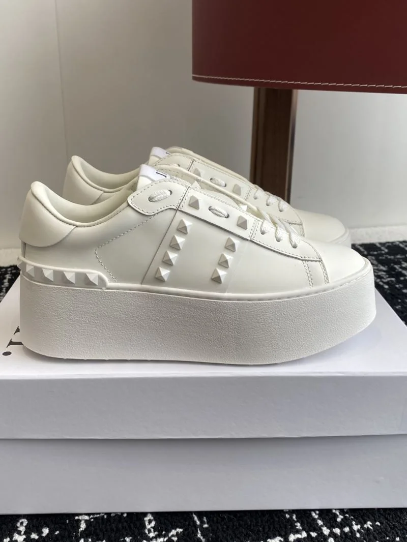 Valentino Rockstud Untitled Shoes Neat 36138