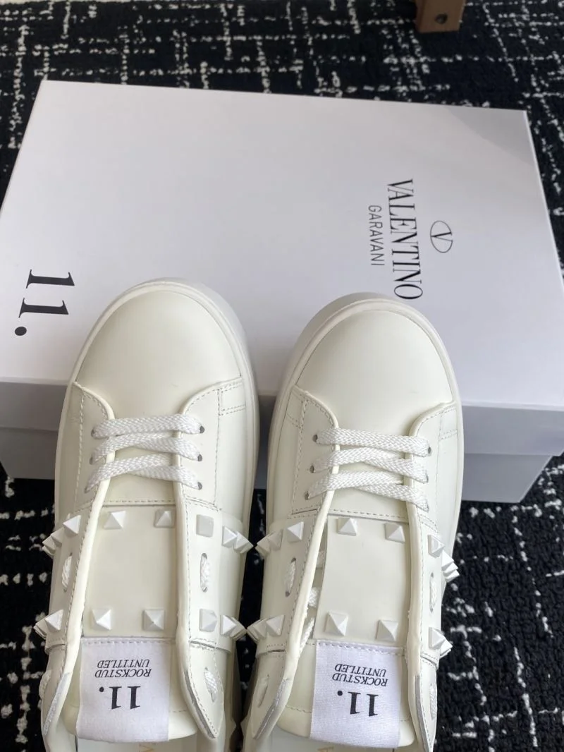 Valentino Rockstud Untitled Shoes Neat 36138