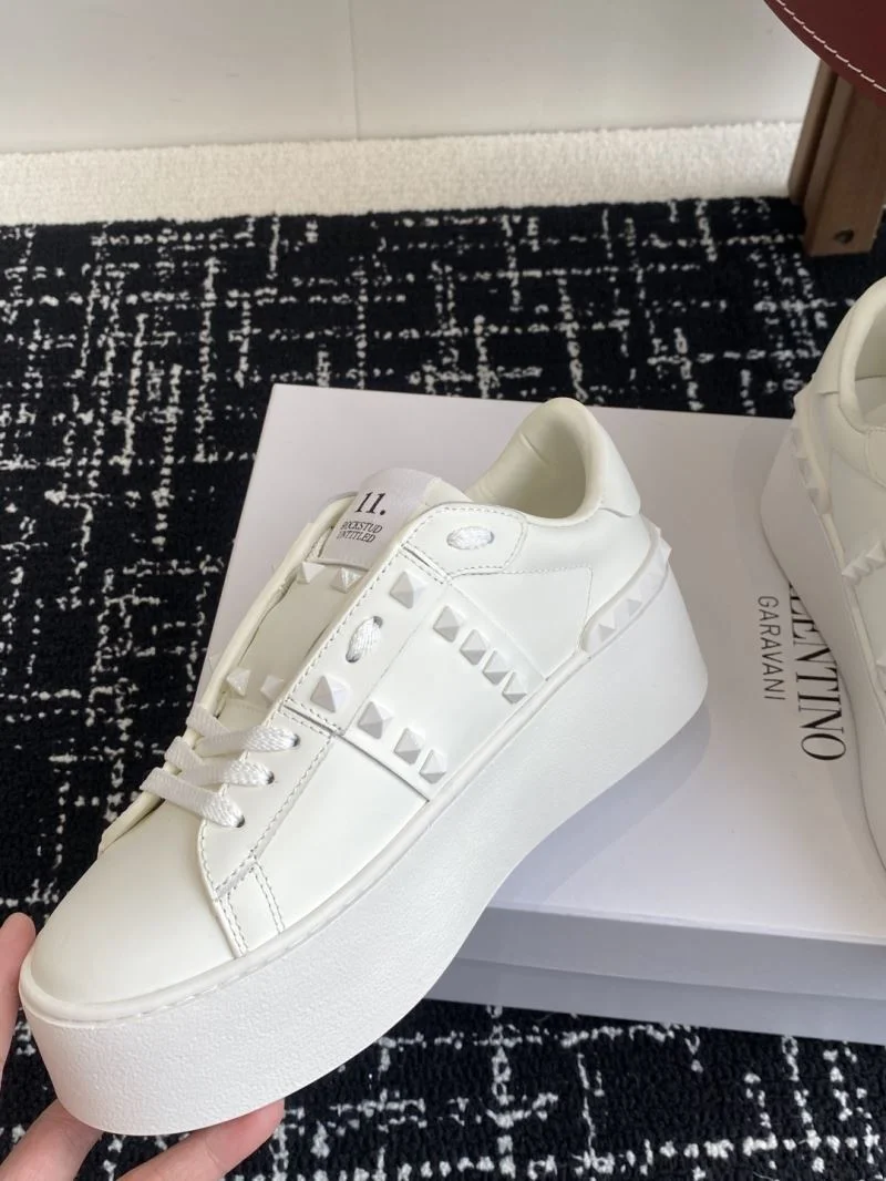 Valentino Rockstud Untitled Shoes Neat 36138