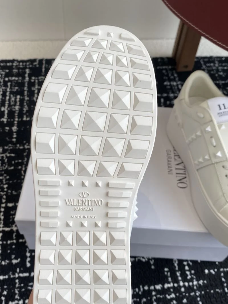 Valentino Rockstud Untitled Shoes Neat 36138