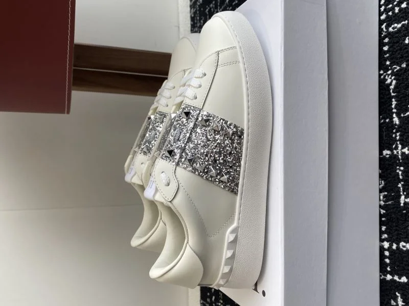 MultiPurpose Valentino Rockstud Untitled Shoes 36134