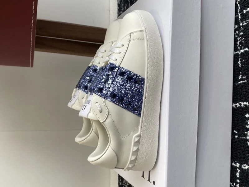 Valentino Rockstud Untitled Shoes Snug 36132