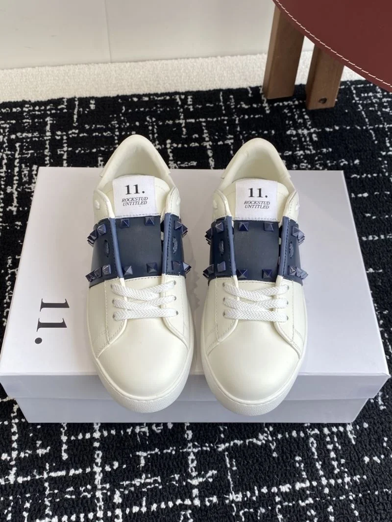 Valentino Rockstud Untitled Shoes Sleek 36128