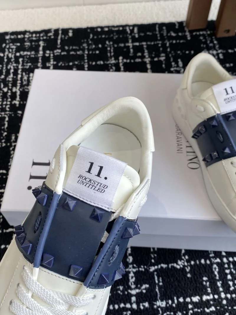 Valentino Rockstud Untitled Shoes Sleek 36128