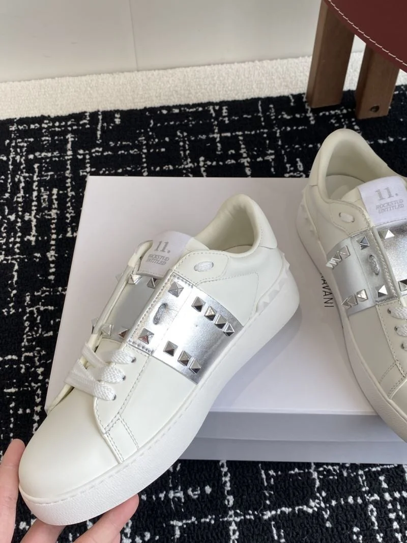 Comfortable Valentino Rockstud Untitled Shoes 36111