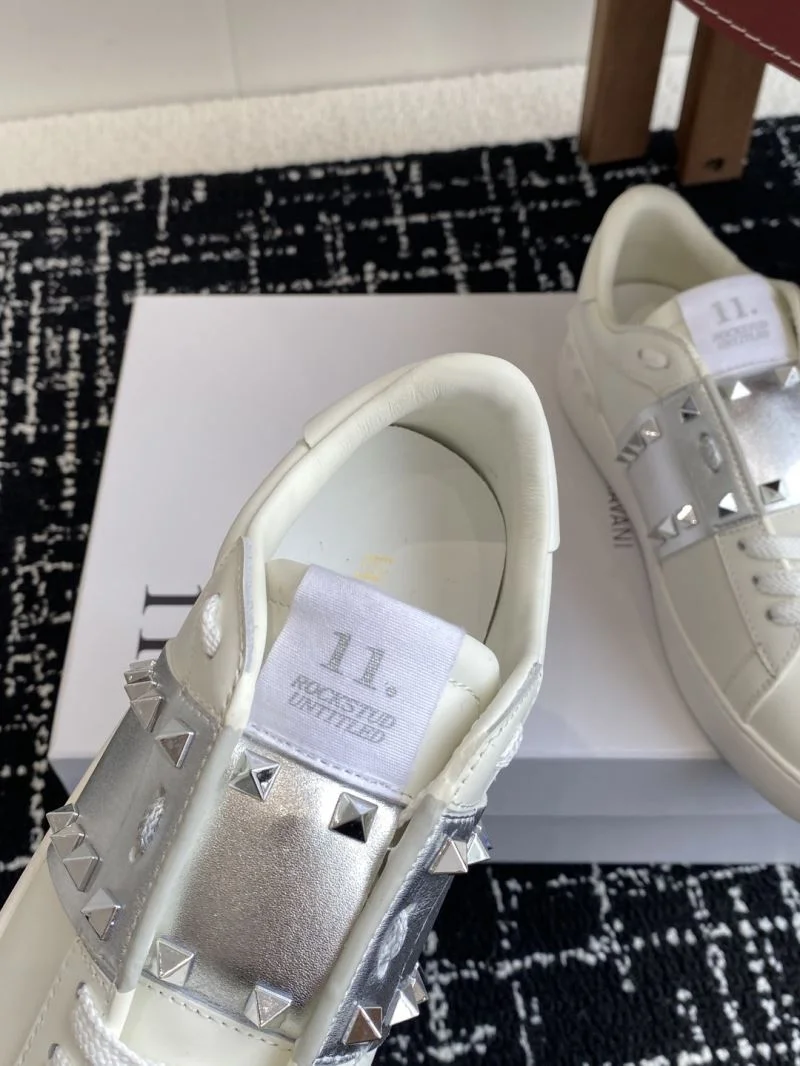 Comfortable Valentino Rockstud Untitled Shoes 36111