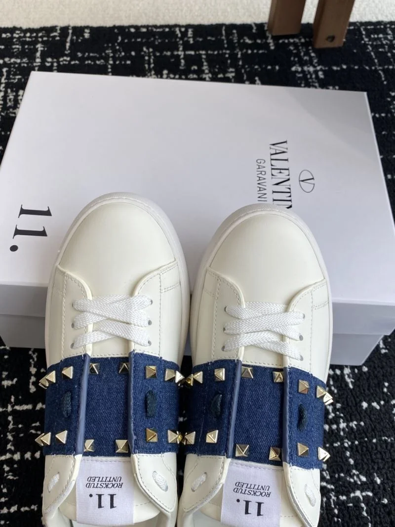 Youthful Valentino Rockstud Untitled Shoes 36113