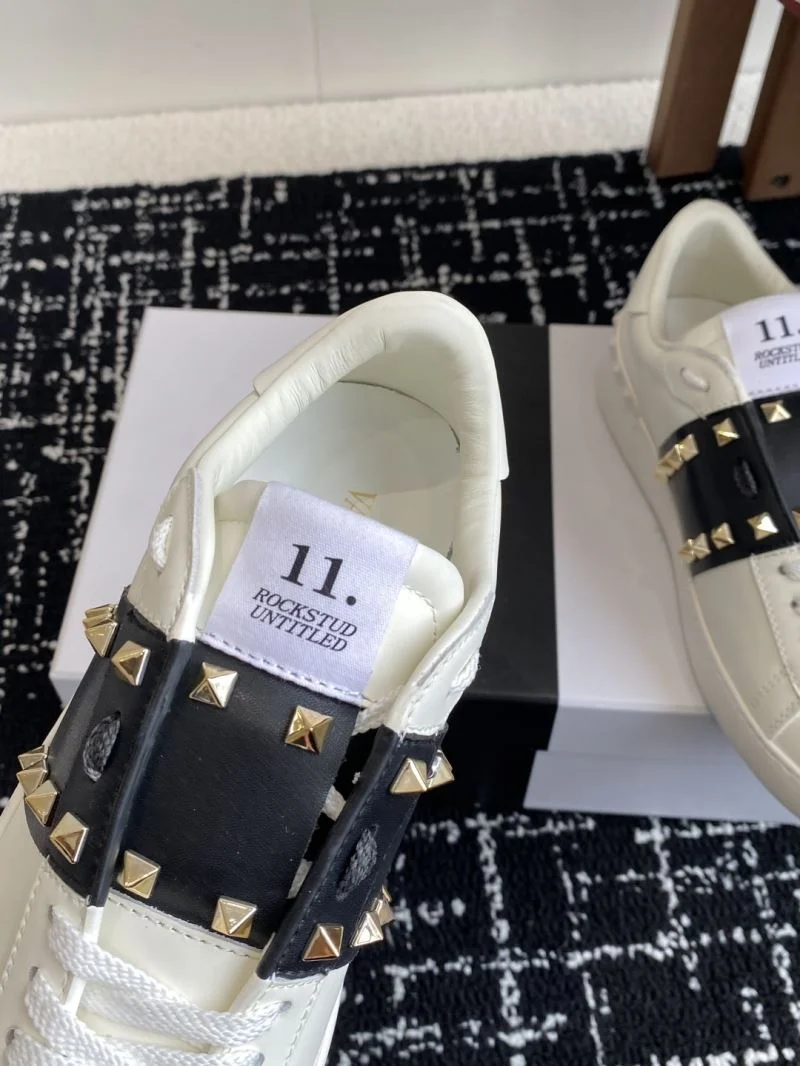 OnTrend Valentino Rockstud Untitled Shoes 36119